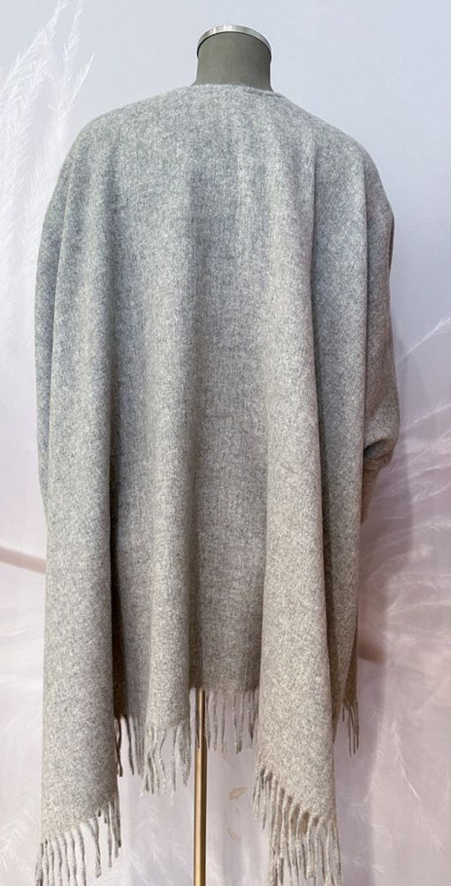 Hemisphere Cape Hemisphere Light Grey | Strickjacken